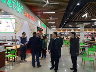 黨委委員、分管副校長(zhǎng)吳登明陪同...